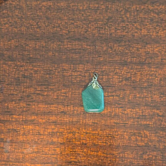 Green Aventurine Gemstone Pendant Charm Necklace Silver Tone Hardware Boho Witch - Picture 3 of 4